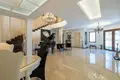 7-Schlafzimmer-Villa 780 m² Souni Zanatzia, Zypern