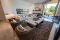Mieszkanie 2 pokoi 157 m² Marbella, Hiszpania