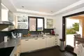 4 bedroom apartment 250 m² France, France