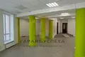 Tienda 4 habitaciones 175 m² en Muchaviecki sielski Saviet, Belarús