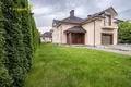 Cottage 381 m² Scomyslica, Belarus