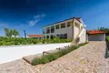 Willa 3 pokoi 250 m² Grad Porec, Chorwacja