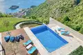 4-Schlafzimmer-Villa 450 m² Radenovici, Montenegro