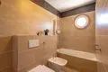 Haus 3 Schlafzimmer 254 m² Dos Hermanas, Spanien