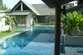 Villa mit 2 Schlafzimmern 110 m² Chalong, Thailand