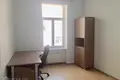 Propiedad comercial 2 habitaciones 72 m² en Riga, Letonia