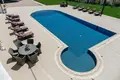 Willa 7 pokojów 1 350 m² w Parekklisia, Cypr