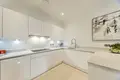 2 bedroom apartment 87 m² in London, United Kingdom