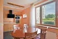 Mieszkanie 3 pokoi 94 m² Ryga, Łotwa