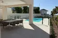 villa de 5 chambres  en Demos Agiou Athanasiou, Chypre