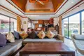 Willa 2 pokoi 272 m² Rawai, Tajlandia