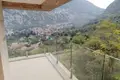 2 bedroom apartment 136 m² Skaljari, Montenegro
