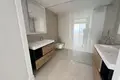 Mieszkanie 2 pokoi 86 m² Benalmadena, Hiszpania