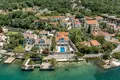 Villa 11 chambres 819 m² Dobrota, Monténégro