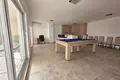2 bedroom apartment 120 m² Budva, Montenegro