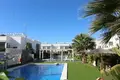 Bungalow z 2 sypialniami 64 m² Torrevieja, Hiszpania