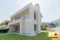 Villa de 5 habitaciones 254 m² Iseo, Italia