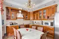 7 bedroom house 750 m² Zhukovka, Russia