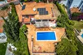 6 bedroom house 279 m² Dos Hermanas, Spain