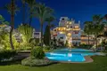 Wohnung 3 Schlafzimmer 180 m² San Pedro Alcantara, Spanien