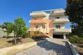 9 bedroom house 580 m² Bashkia Durres, Albania