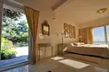 5 bedroom villa 270 m² in France, France