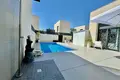 2 bedroom Villa 133 m² Urbanizacion Dona Pepa, Spain