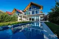 Вилла 4 спальни 208 м² Тиват, Черногория