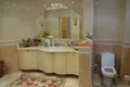 Haus 8 zimmer 657 m² Riga, Lettland