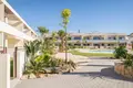 Mieszkanie 2 pokoi 108 m² Torrevieja, Hiszpania