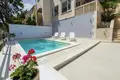 Дом 7 спален 330 м² Сплитско-Далматинская жупания, Хорватия