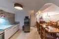 Villa de tres dormitorios 120 m² Grad Trogir, Croacia