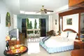 Propriété commerciale 38 m² à Pa Tong, Thaïlande