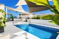 3 bedroom house 200 m² Dos Hermanas, Spain