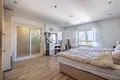 Mieszkanie 4 pokoi 180 m² Muratpasa, Turcja