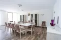 villa de 5 dormitorios  Tivat, Montenegro