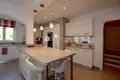 Вилла 6 спален 250 м² во Франции, Франция