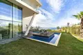 4 bedroom house 255 m² Bogazici, Turkey