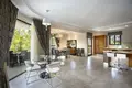 Mieszkanie 4 pokoi 360 m² Argaka, Cypr