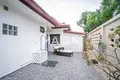 Casa 4 habitaciones 166 m² Sunthonphu, Tailandia