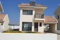 Инвестиционная 1 387 м² Перволия, Кипр
