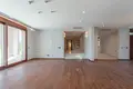 Casa 5 habitaciones 578 m² Podgorica, Montenegro