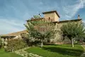 Villa de 6 habitaciones 1 100 m² Perugia, Italia