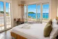 Hotel 730 m² in Nea Roda, Greece