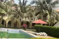 Dom 26 pokojów 1 354 m² Sukuta, Gambia