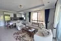 Mieszkanie 2 pokoi 105 m² Alanya, Turcja