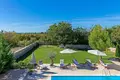 Villa de 4 dormitorios 279 m² Pola, Croacia
