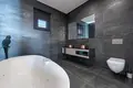 Casa 5 habitaciones 290 m² Skaljari, Montenegro