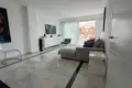 Mieszkanie 2 pokoi 106 m² Marbella, Hiszpania