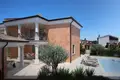 Villa de tres dormitorios 190 m² Umag, Croacia